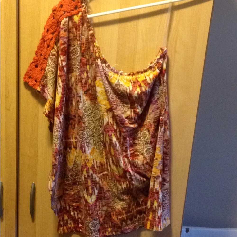 One shoulder blouse